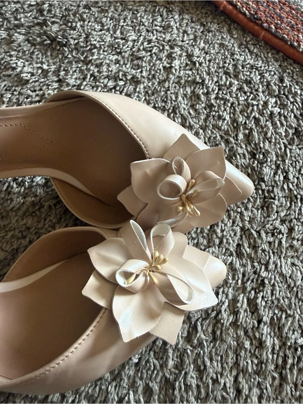 Charles David Women's Nude Pointed-Toe Floral D'Orsay Pumps Size 6.5